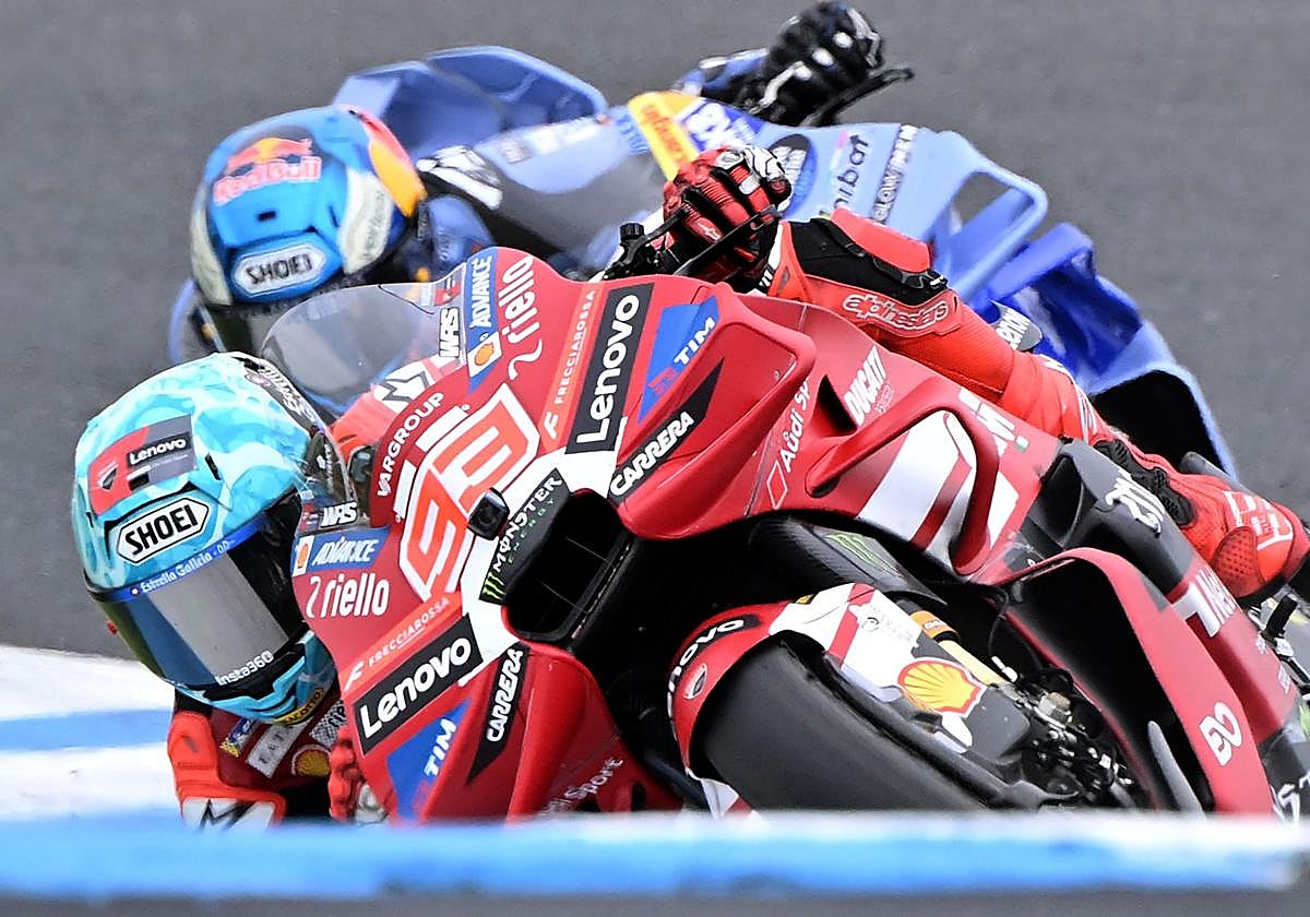 Marc Márquez extends MotoGP lead as Jorge Martín breaks arm