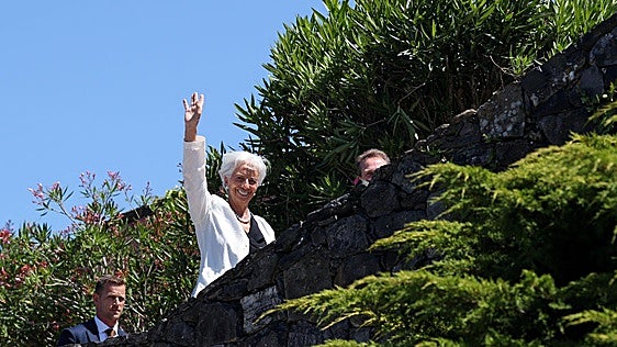 Lagarde ve menos riesgos en la inflación y aleja la posibilidad de otra subida de tipos en julio