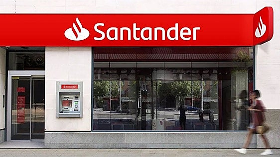 Santander abre la puerta a 5.000 trabajadores a prejubilarse a los 55 incluso con el 95% de la pensión