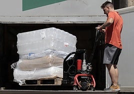 La patronal pide que la ayuda se aplique también a las furgonetas de hasta 3.500 kilos que trabajan en reparto