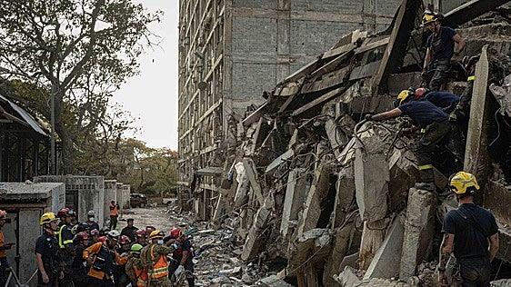 Ascienden a 19 los españoles fallecidos y a 131 los desaparecidos en los terremotos de Venezuela