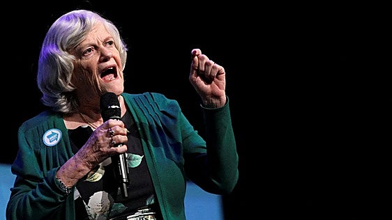 Detenido un hombre de 26 años por el presunto asesinato de Ann Widdecombe, exdiputada conservadora británica