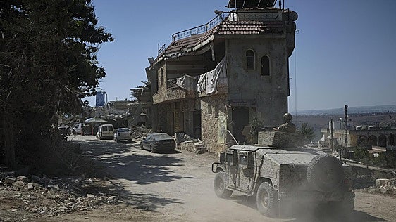 Israel destruye un túnel de Hezbolá junto a un puesto de la ONU