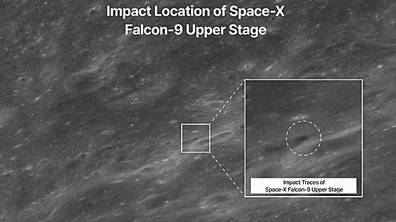 La 'nave fantasma' de SpaceX se estrella y deja un cráter de 20 metros de diámetro en la Luna