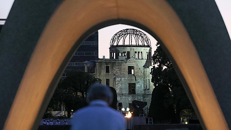 Japón recuerda la bomba atómica de Hiroshima en pleno debate sobre las armas nucleares