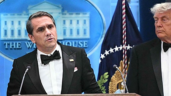 El Senado confirma a Todd Blanche, antiguo abogado personal de Trump, como nuevo fiscal general de EE UU