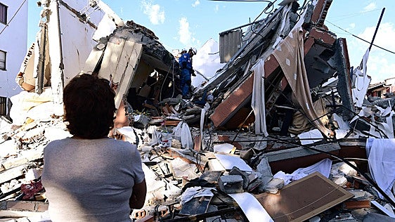Exteriores reduce a 75 el número de los españoles desaparecidos en Colombia tras el terremoto