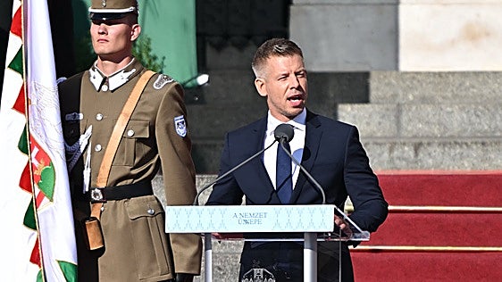 Hungría rompe con Rusia y reconoce el derecho de Ucrania a defenderse
