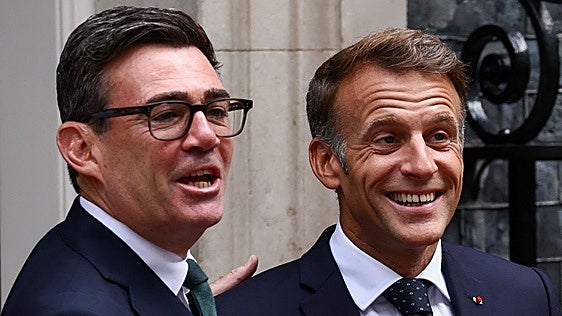 Burnham y Macron reivindican una relación más estrecha entre el Reino Unido y la UE en su primera cita bilateral