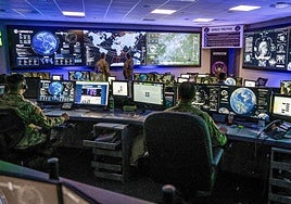 Centro de Operaciones Conjuntas del Mando Espacial de EE UU en la Base de la Fuerza Espacial de Peterson, Colorado.