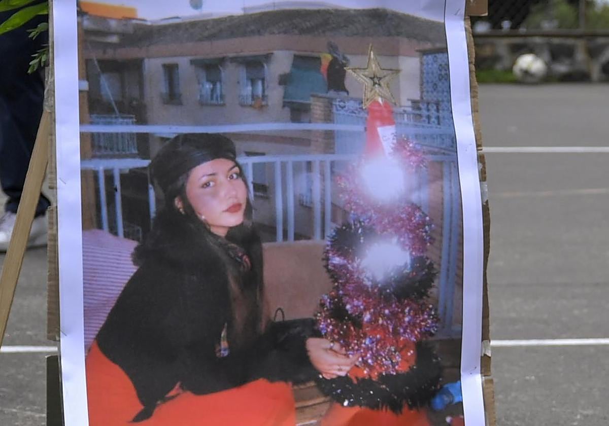 Claudia fue asesinada para intentar robarle el móvil.