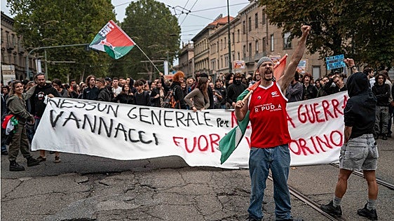El ultra Vannacci quiere imponer el «patriarcado mediterráneo» en el sistema educativo italiano
