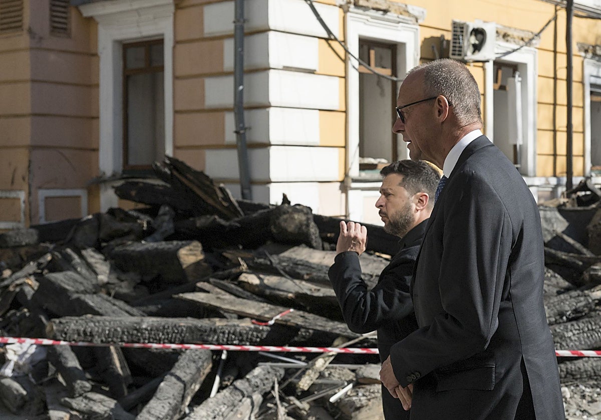 Merz visita Kiev por sorpresa: «Ucrania tiene por delante semanas decisivas»