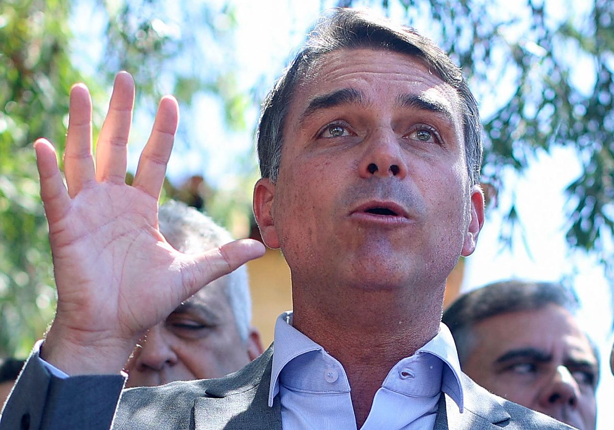 Bolsonaro reformará la Constitución para «redemocratizar» Brasil si llega al poder