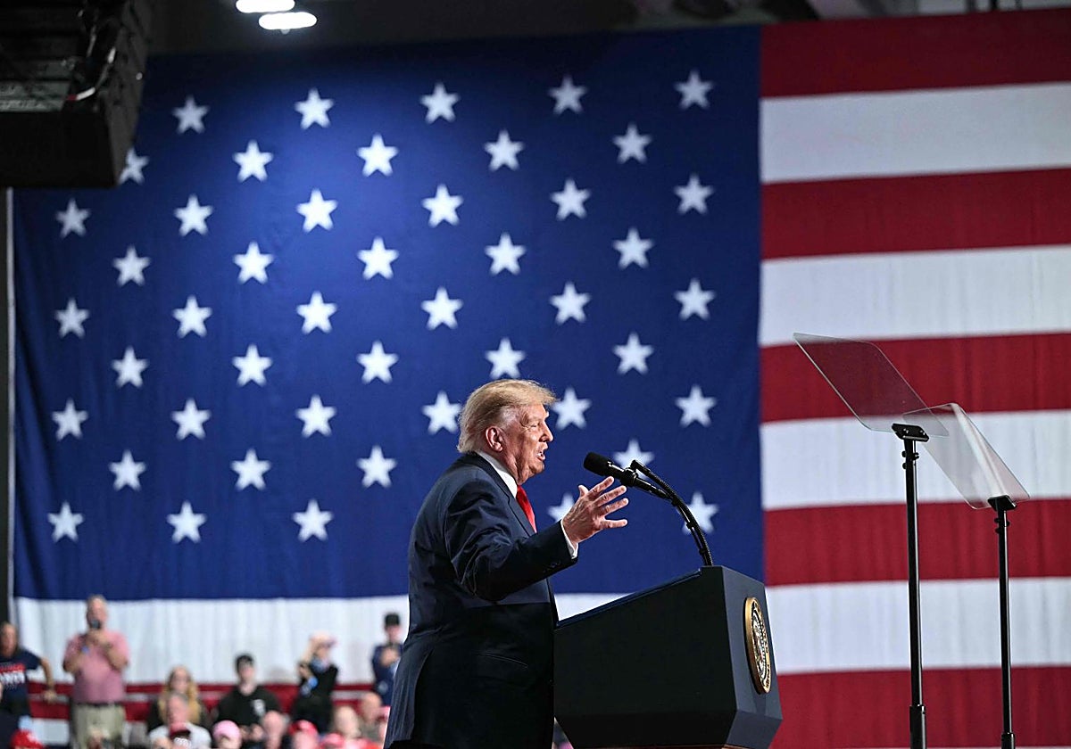 Trump afirma que Ucrania debe sustituir a Zelenski como presidente tras criticar el acuerdo del gasoil con Rusia