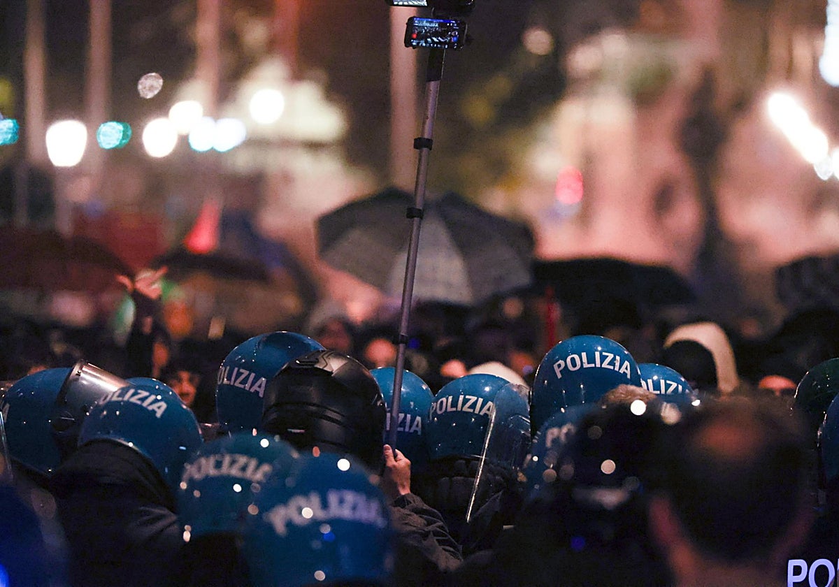 Meloni supera la prueba de fuego ante decenas de manifestaciones en Italia