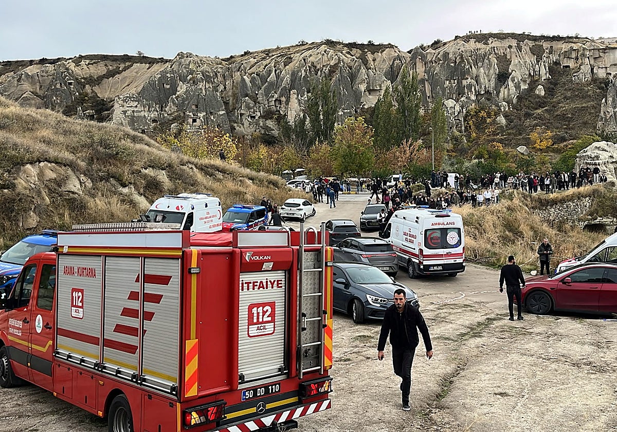 Tres personas mueren al derrumbarse sobre ellas una ‘Chimenea de las hadas’ en la región turca de Capadocia