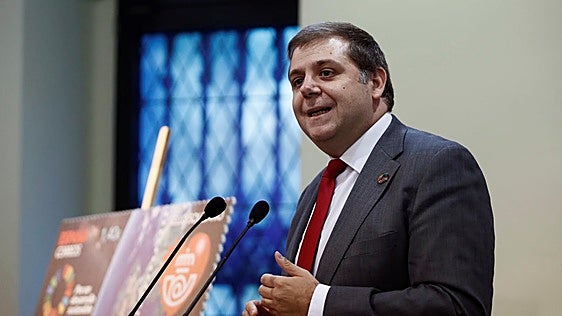 El juez Pedraz retrasa la comparecencia del exjefe de gabinete de Sánchez al 18 de agosto