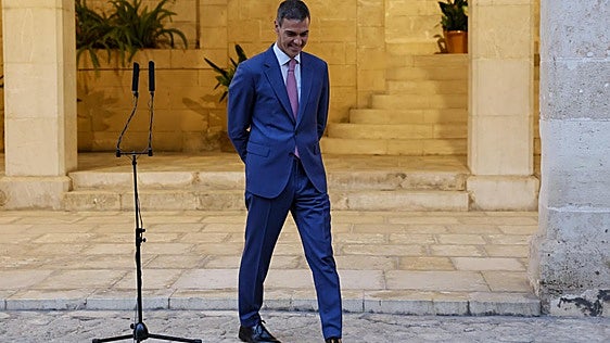 El Gobierno se va de vacaciones y estas son las asignaturas que le han quedado para septiembre