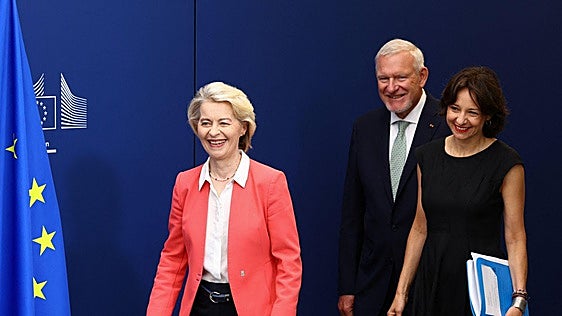 Von der Leyen responde a Sánchez que «hay que hacer más» para reforzar las fronteras