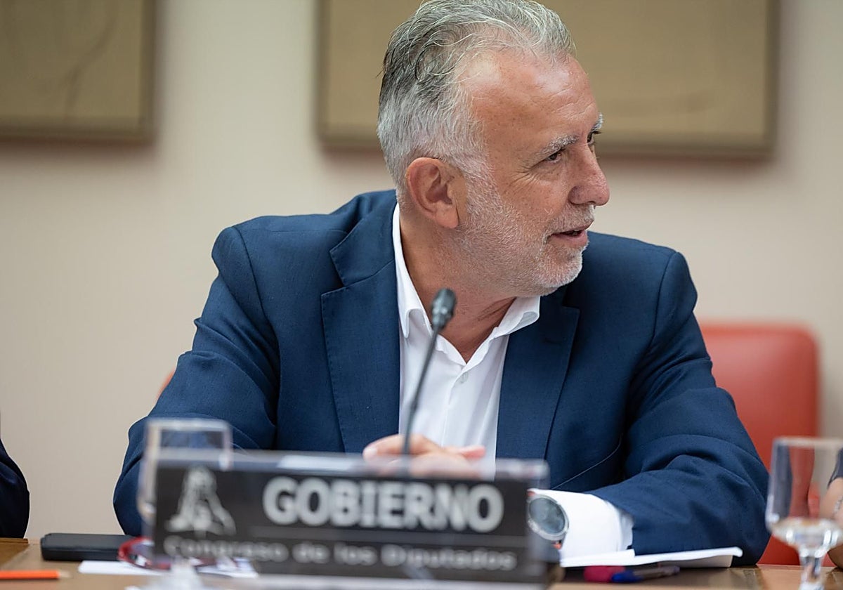 Torres promete lograr la normalidad en Ceuta «en la mayor brevedad posible» y hace un llamamiento a la calma