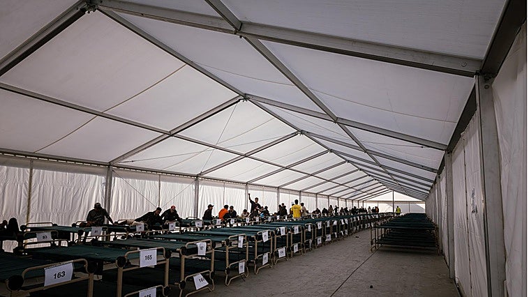 La Audiencia Nacional admite a trámite el recurso del SUP contra la orden del Gobierno que cedió el puerto de Ceuta para migrantes