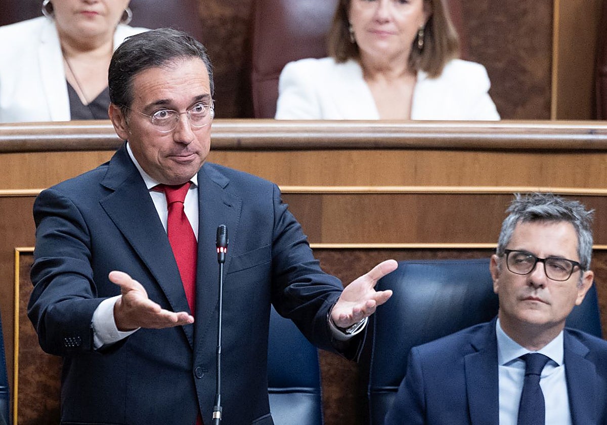 El ministro de Asuntos Exteriores, José Manuel Albares, en el Congreso