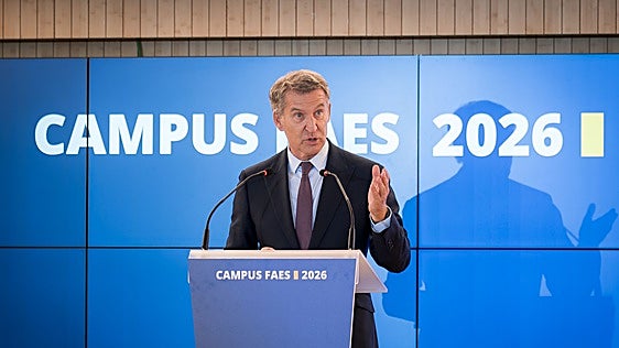 Feijóo acusa al Gobierno de «utilizar» el desahucio de Maricarmen y lo ve «inhabilitado» para solucionar la crisis de vivienda