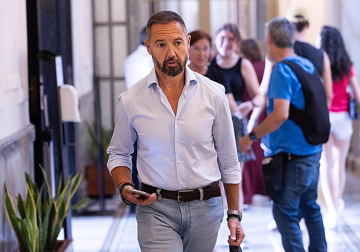El concejal de Vox investigado, Juanma Badenas.