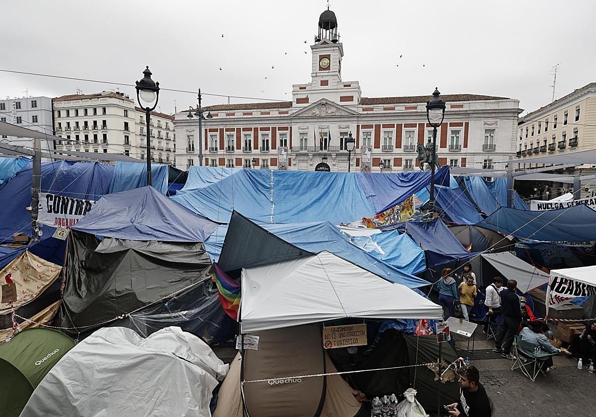 Hacer turismo en la acampada de Sol