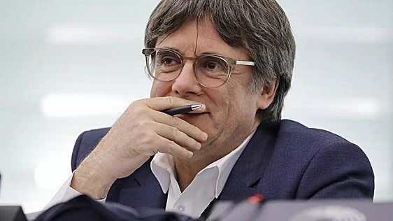 El Supremo suspende la orden de captura de Puigdemont y da luz verde definitiva a su vuelta