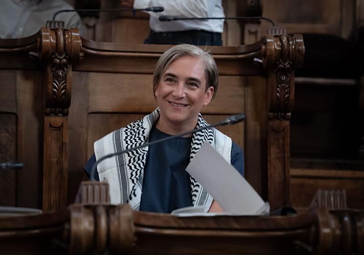 Colau presiona a Sumar y Podemos para ir con «una sola papeleta» a la izquierda del PSOE