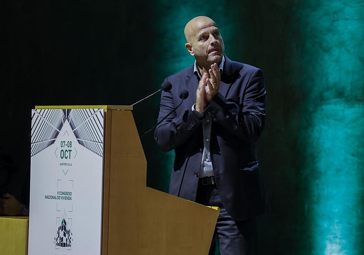 El presidente de APCEspaña y APCE Cataluña, Xavier Vilajoana, durante la quinta edición del Congreso Nacional de Vivienda.