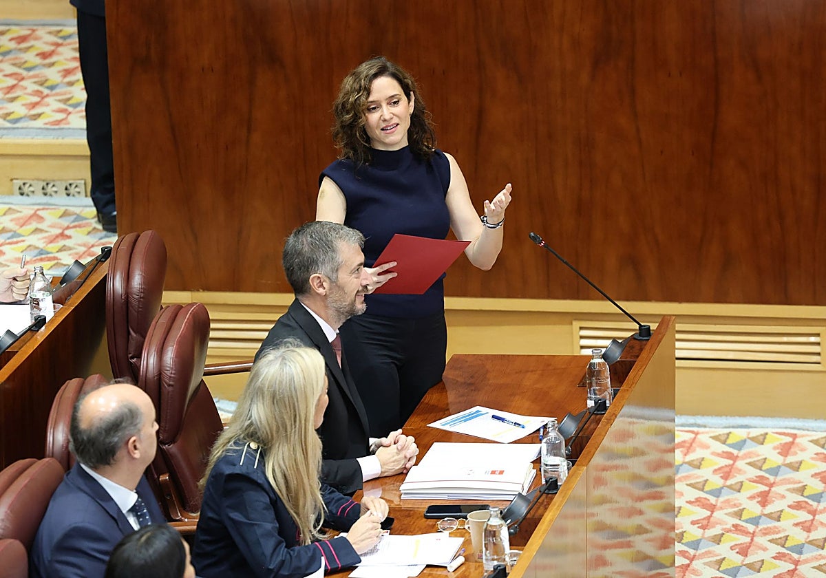 Ayuso ordena el cierre de la estación de Sol para «trabajos de limpieza urgentes y de seguridad» por el campamento
