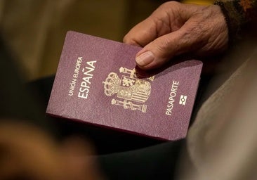 El Gobierno admite ante el Supremo que solo el 0,3% de los expedientes revisados de la ley de nietos tenía certificado de exilio
