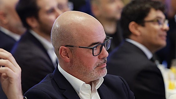 El delegado del Gobierno en Madrid dimite tras ser excluido de las listas del PSOE para el 29-N