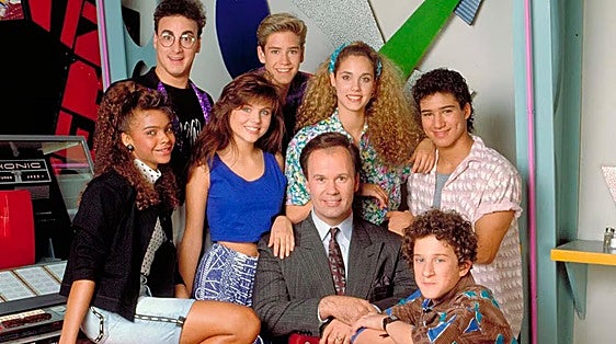 Muere Dennis Haskins, el inolvidable señor Belding de 'Salvados por la campana'
