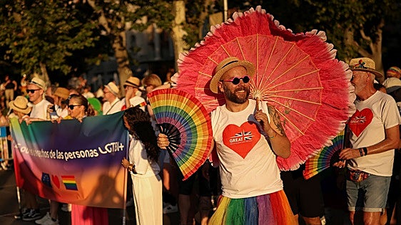 El Orgullo toma la calle: «Nuestros derechos no se negocian»