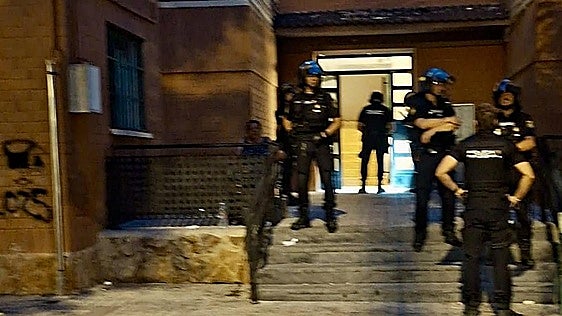 El rapto de una menor de un clan rival para casarse acaba a tiros en Valencia