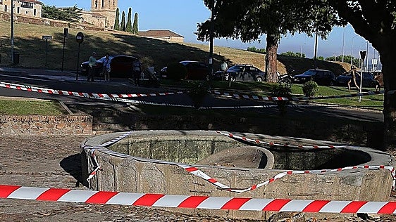 La fuente donde ha muerto un niño en Ciudad Rodrigo colapsó con gente metida dentro y estaba sin vallar ni vaciar