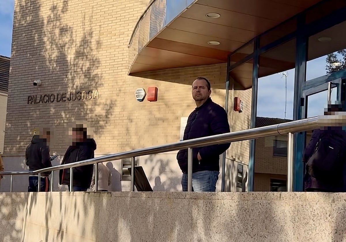 Envenenador de Requena (Valencia): Acusado del asesinato de su sobrina tras hallar arsénico en el cabello de la joven