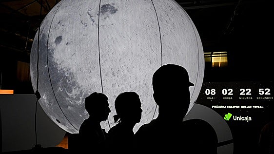 El eclipse solar del 12 de agosto dispara más de un 500% las búsquedas de alojamiento en el norte e interior de España