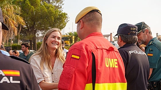 Sara Aagesen: «Con un alto índice de incendios forestales, llamo a la máxima precaución el día del eclipse»