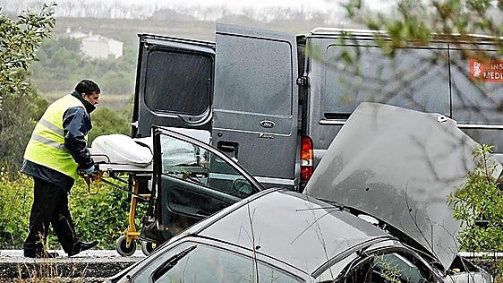 Tragedia en Valencia: dos muertos y dos heridos en una colisión entre dos coches