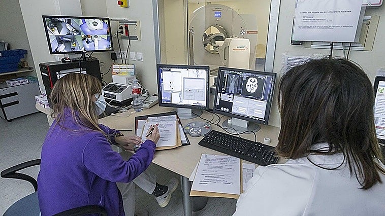 Acaba con un cáncer inoperable tras sufrir un retraso de siete meses en el diagnóstico