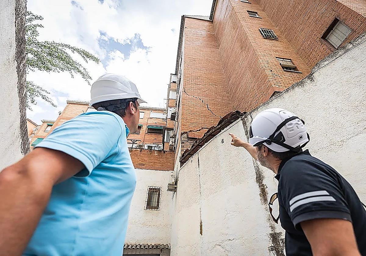 Solo 14 edificios de los 580 inspeccionados tienen daños relevantes tras los terremotos de Granada