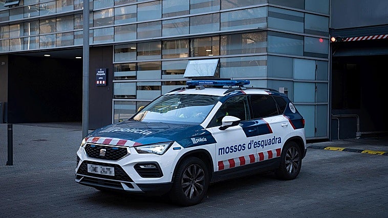 Hallan a un bebé muerto en una bolsa de basura en un edificio de Barcelona