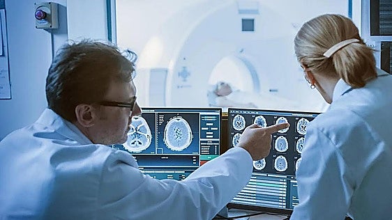 Un estudio pionero desvela qué ocurre en el cerebro durante la menopausia