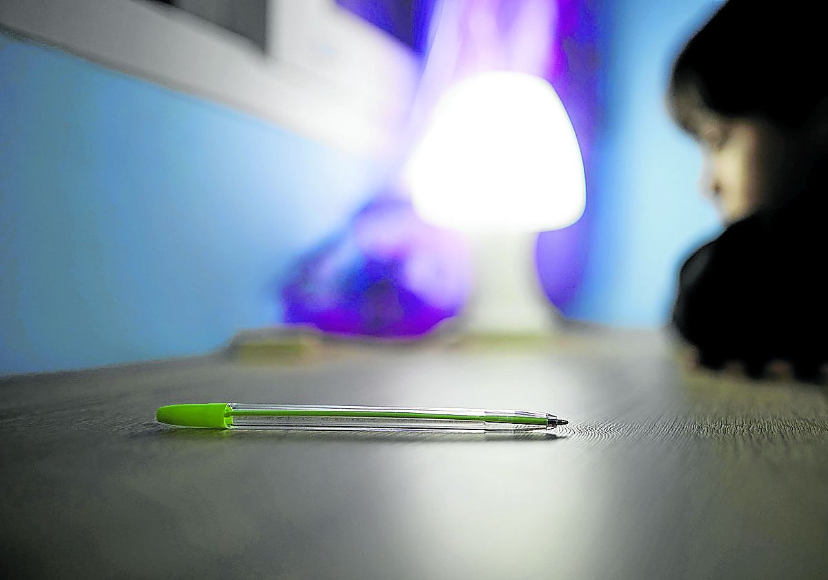 Aumenta el acoso escolar que utiliza IA y los casos duran más de un año