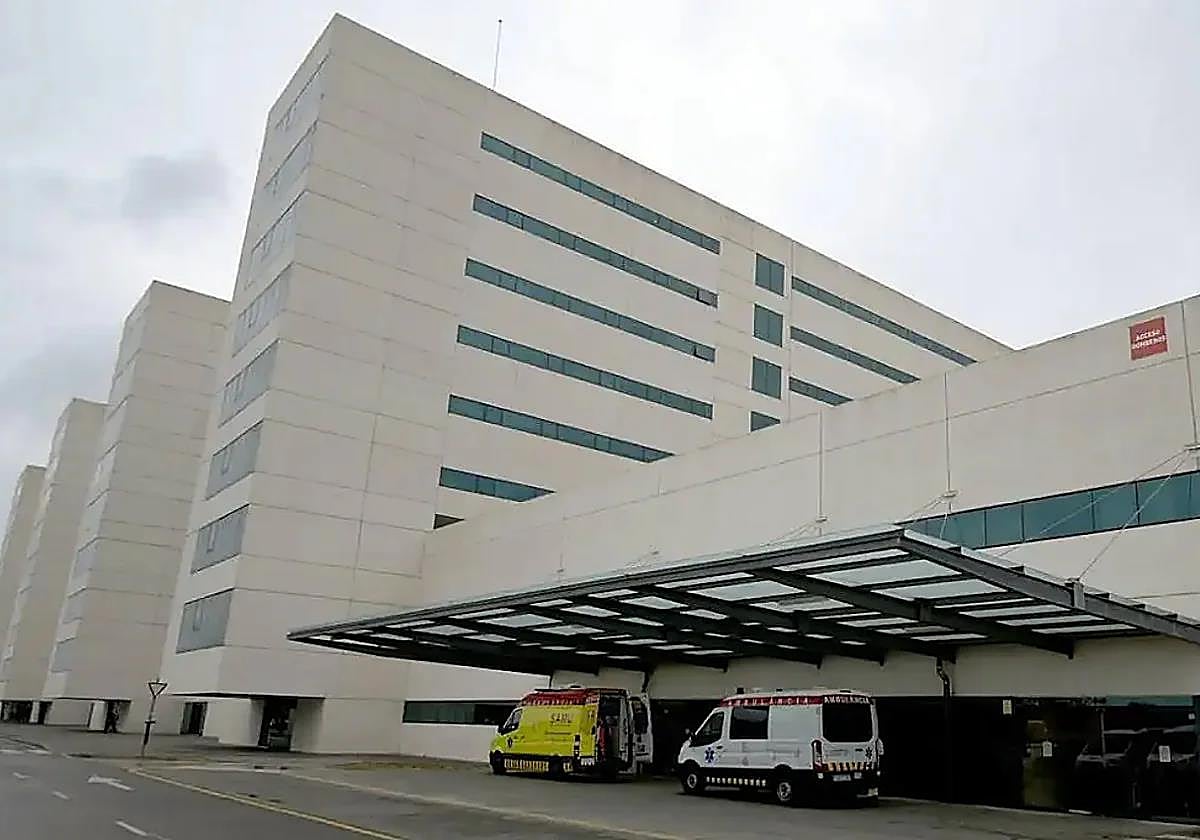 En estado grave un niño de 3 años tras caer del balcón de un primer piso en Valencia